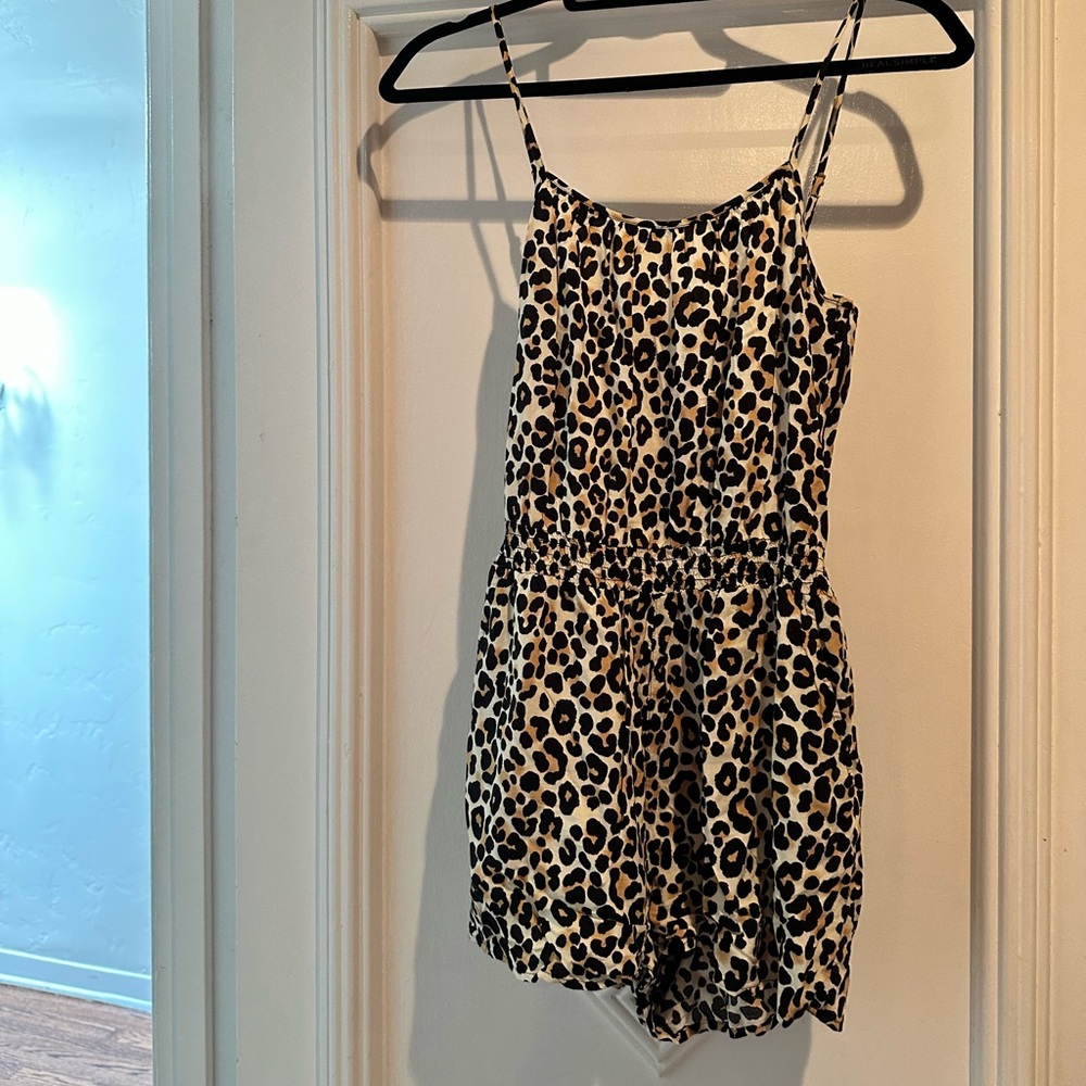 H&M animal leopard print romper mini jumpsuit summer blogger favorite fashion